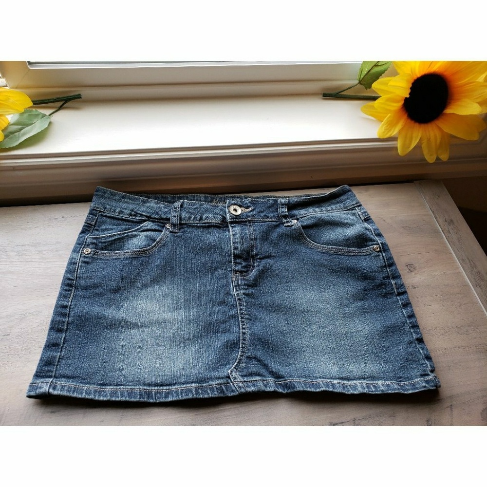 Mudd Jeans Jean skirt size 11